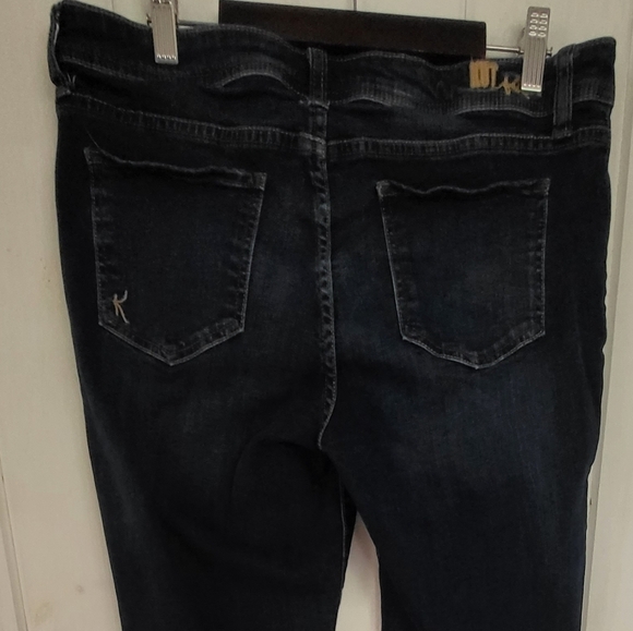 Straight Leg Cuffed Capri Size 10 - Picture 13 of 13